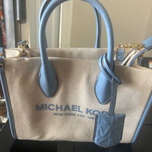 New Michael Kors Purse